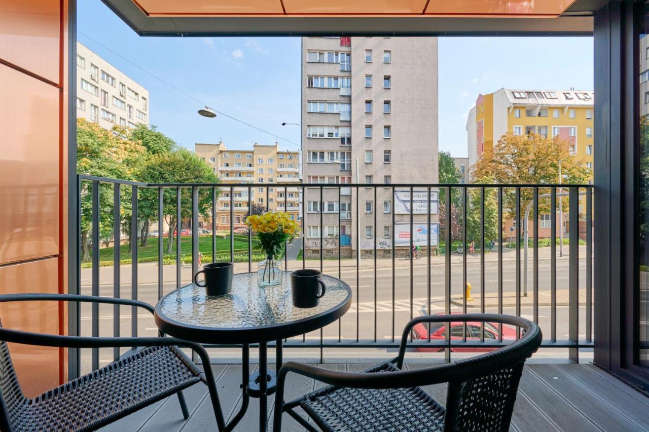 Nowoczesny Apartament Z Balkonem I Parkingiem W Centrum Wroclawia By Noclegi Renters Esterno foto
