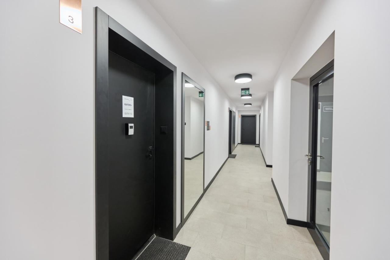 Nowoczesny Apartament Z Balkonem I Parkingiem W Centrum Wroclawia By Noclegi Renters Esterno foto